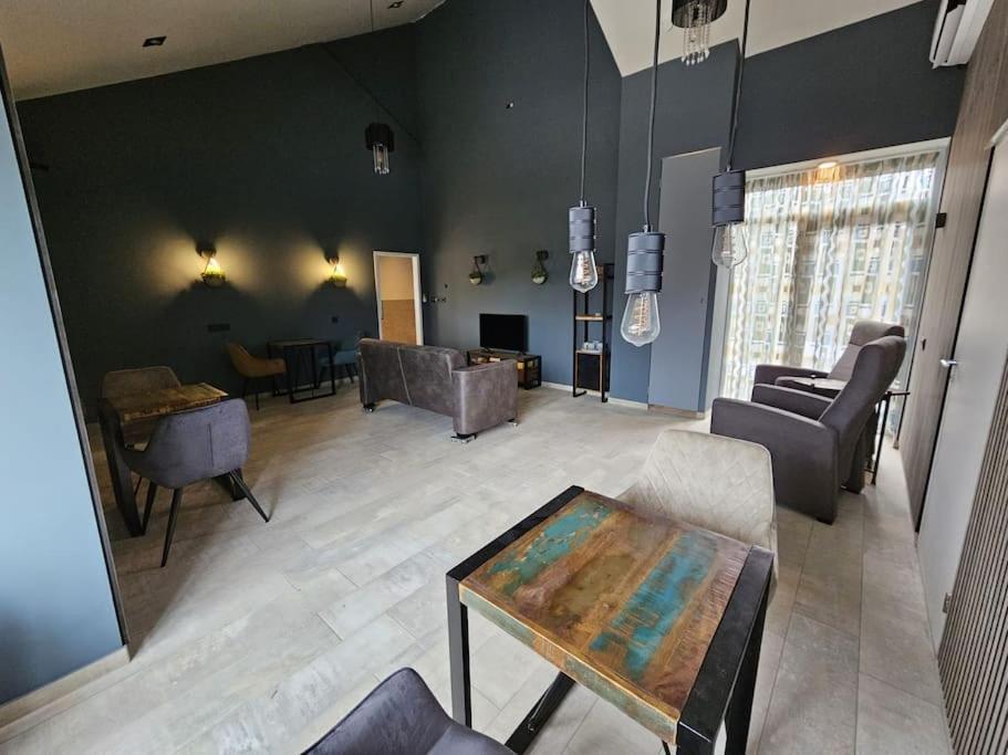 Voormalig Politiebureau Gebruik Welnesstuin Tegen Betaling Bed & Breakfast Ouddorp Bagian luar foto