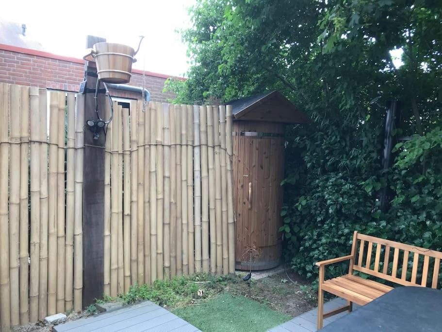 Voormalig Politiebureau Gebruik Welnesstuin Tegen Betaling Bed & Breakfast Ouddorp Bagian luar foto